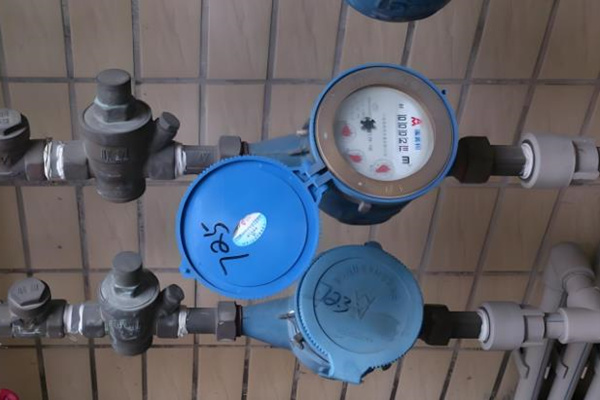 電子遠傳水表選購技巧，30年水表專家經驗總結！